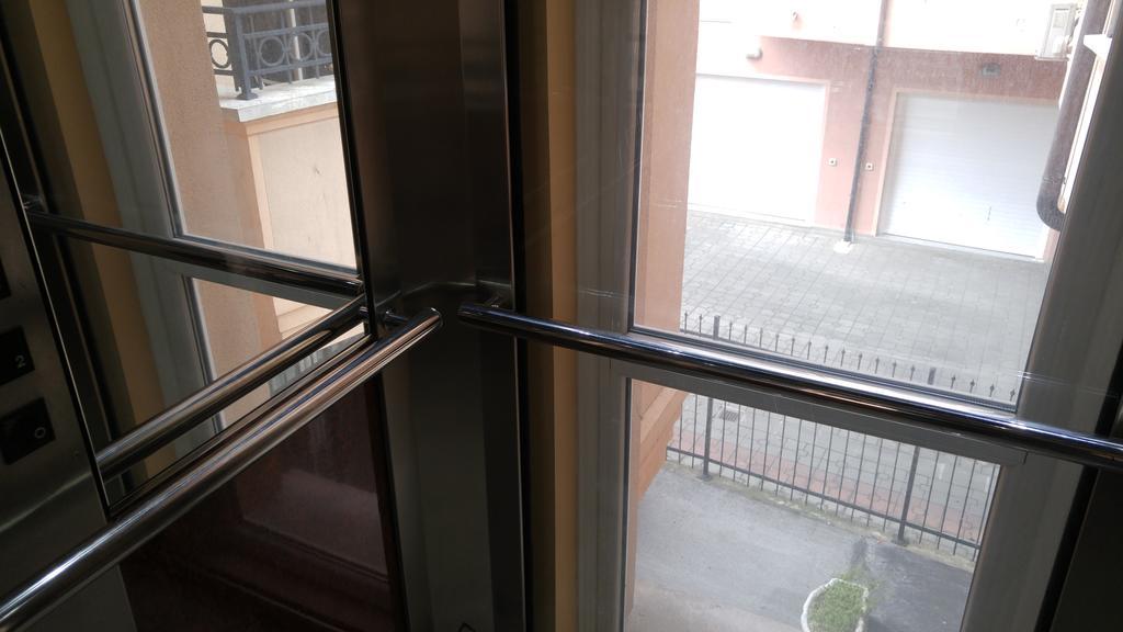 Apartman Snow White Novi Sad Buitenkant foto