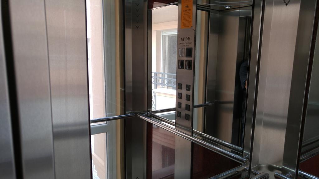 Apartman Snow White Novi Sad Buitenkant foto