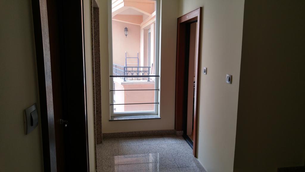 Apartman Snow White Novi Sad Buitenkant foto
