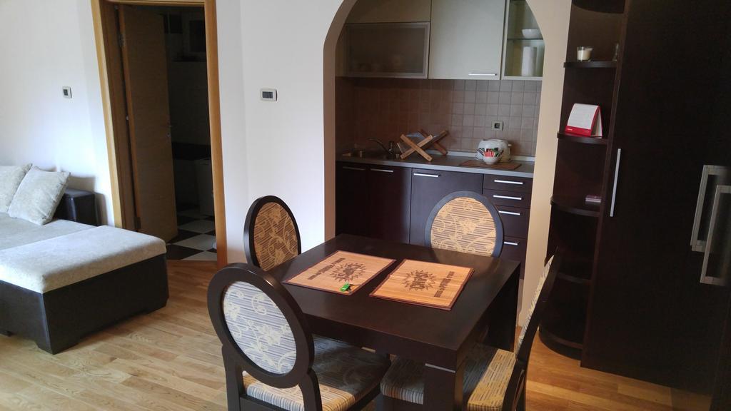 Apartman Snow White Novi Sad Buitenkant foto