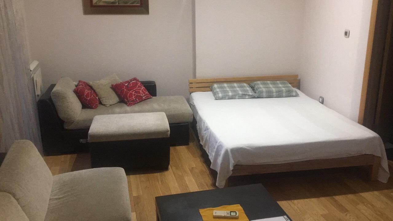 Apartman Snow White Novi Sad Buitenkant foto
