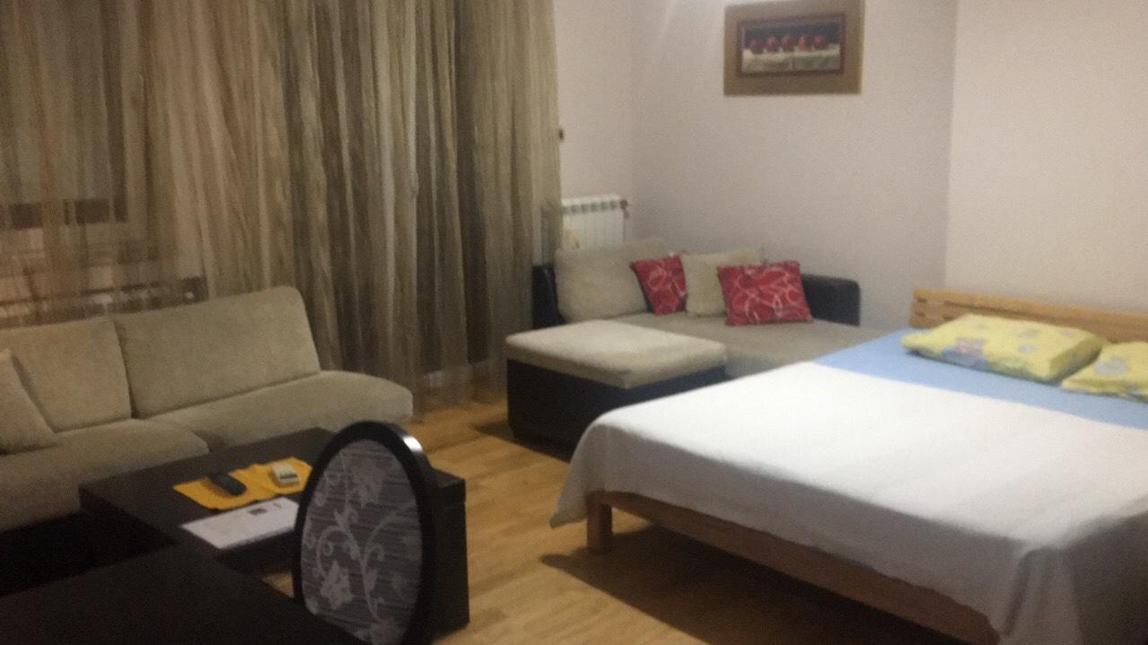 Apartman Snow White Novi Sad Buitenkant foto
